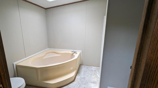 1998 Fleetwood Barrington Mobile Home
