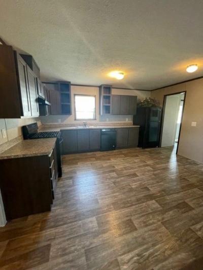 Mobile Home at 352 Timberlane Drive Belleville, MI 48111