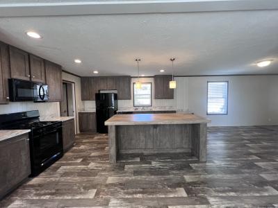Mobile Home at 15 Pine Highland, MI 48357