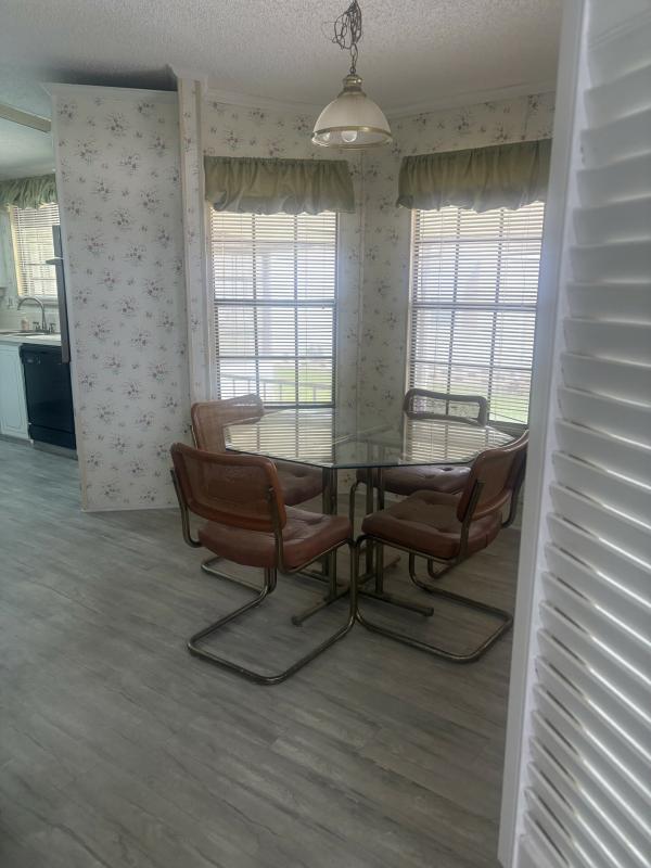 1987 GLEN Mobile Home For Sale