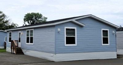 Mobile Home at 2501 Lowry Ave NE, Lot 329 Saint Anthony, MN 55418