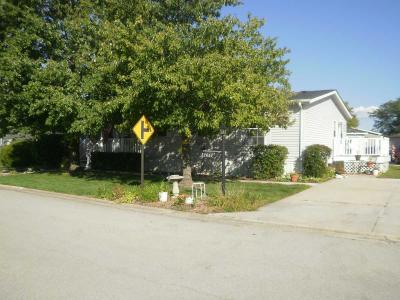 Photo 2 of 19 of home located at 22652 S. Butler Ln. Frankfort, IL 60423