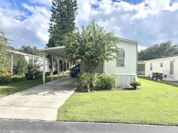 Photo 1 of 2 of home located at 4003 Barrel Palm Way Plant City, FL 33566