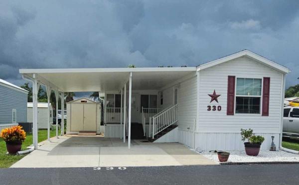 Photo 1 of 2 of home located at 6233 Lowery Street Lot 330 Bushnell, FL 33513