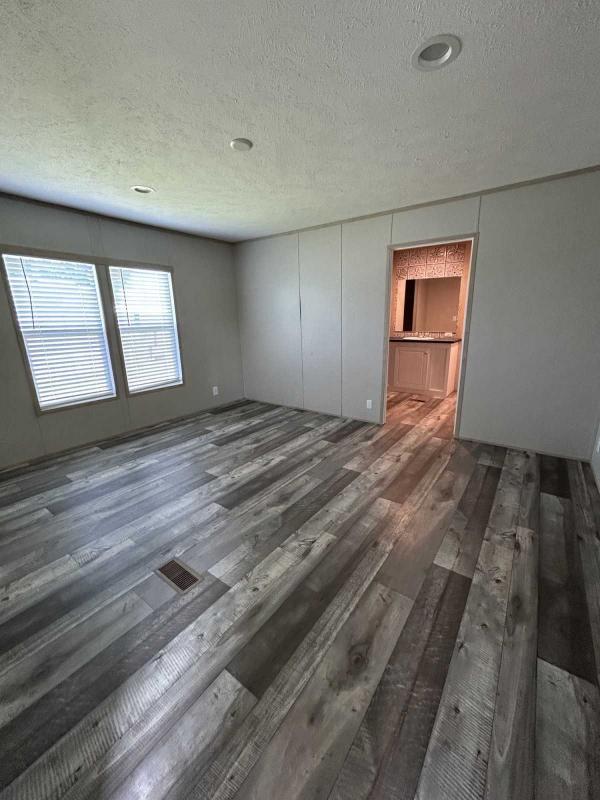2023 Clayton Mobile Home