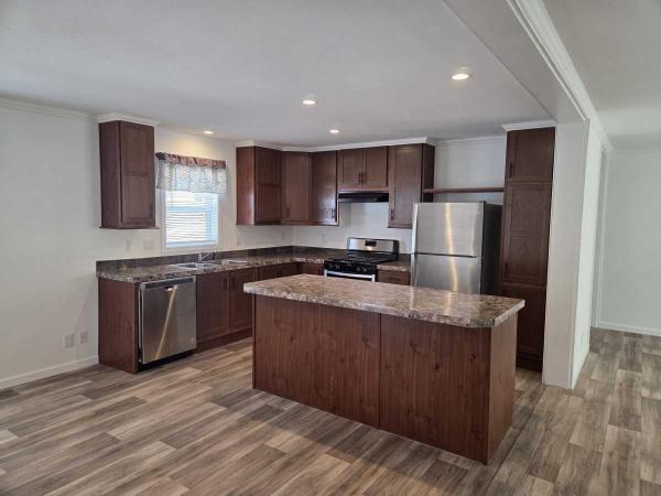 2022 Skyline 2214 Manufactured Home