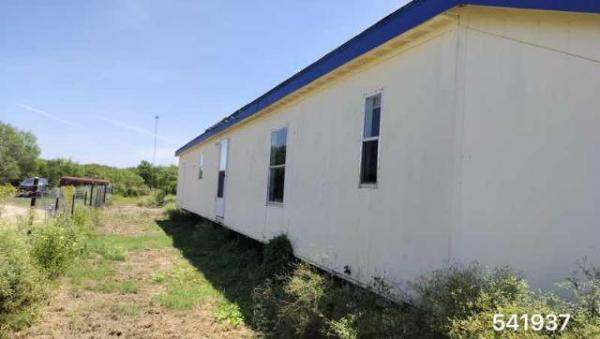Photo 1 of 1 of home located at 11622 Obrien Rd Atascosa, TX 78002