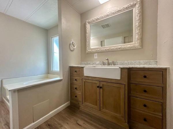 1979 Kaufman&Broad Manufactured Home