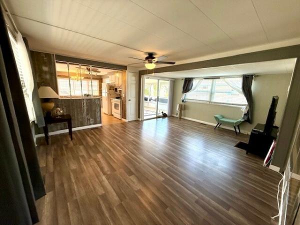 1972 VNDL 1234 Mobile Home