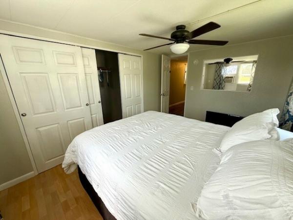 1972 VNDL 1234 Mobile Home