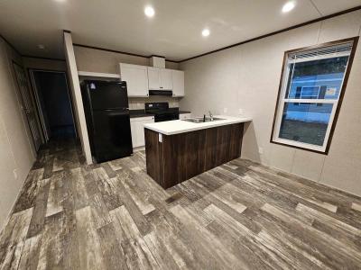 Mobile Home at 6243 Berrywood Dr N Lot Bn6243 Saginaw, MI 48603