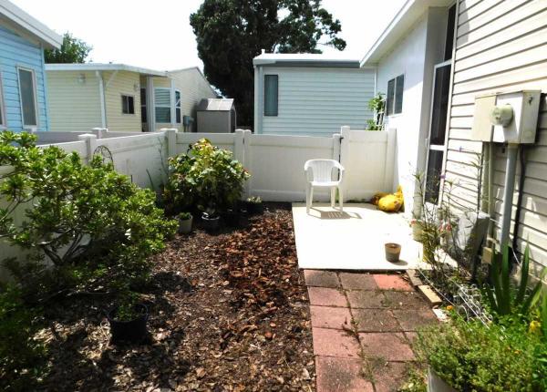 1990 Palm Harbor Manufactured Home