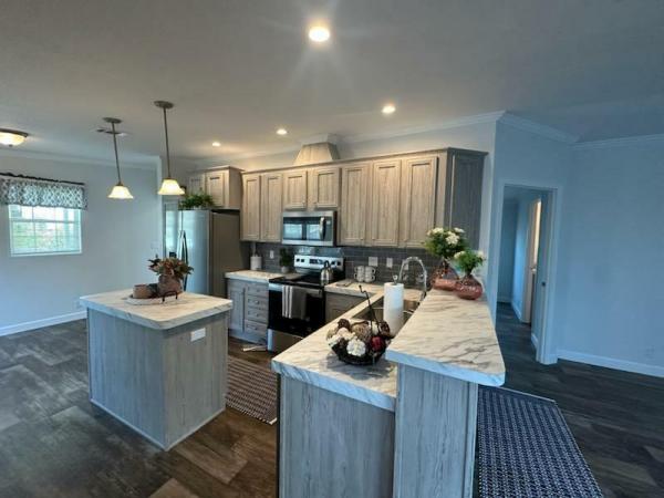 2025 Nobility - Ocala Drayton Mobile Home