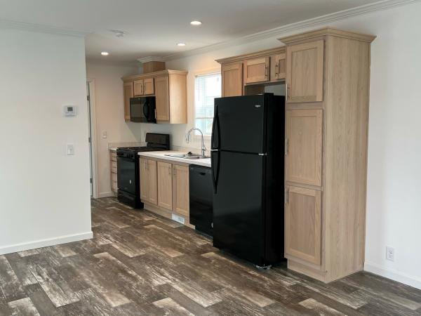 2025 Skyline 33C825 Mobile Home
