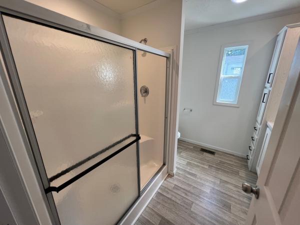 2021 Champion RA2460204 Mobile Home