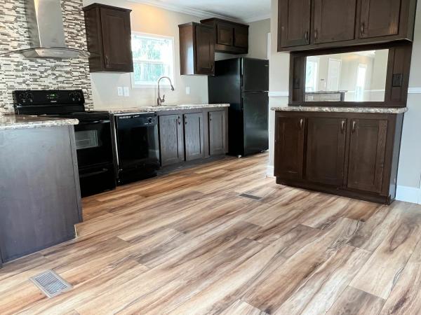 2018 Clayton Homes Inc Mobile Home For Sale