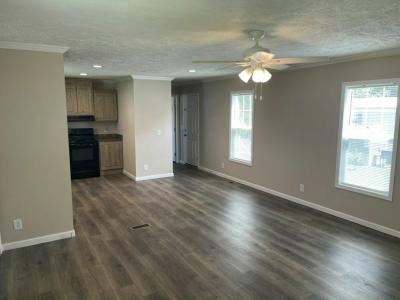 Photo 4 of 10 of home located at 10201 W Beaver St #270 Jacksonville, FL 32220
