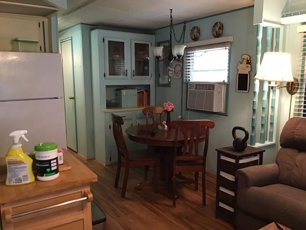 1985 Mobile Home