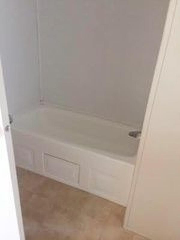 2005 Legacy Housing Ltd Heritage Mobile Home