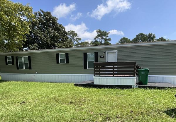 Photo 1 of 2 of home located at 3208 S Oliver Dr Lot O3208 Florence, SC 29505