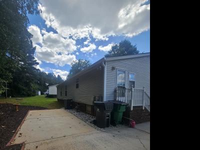 Photo 4 of 22 of home located at 7012 Grandview Ridge Drive Charlotte, NC 28215