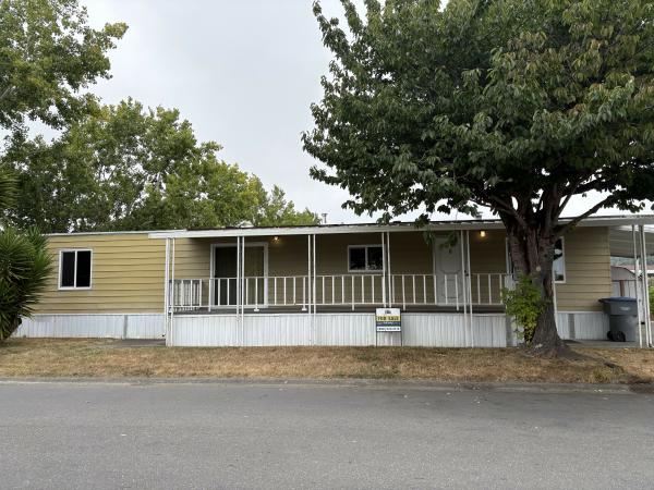 1977 Mobile Home