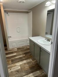2002 HBOS MANUFACTURING Oakwood Mobile Home