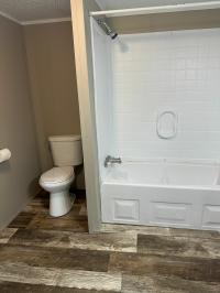 2002 HBOS MANUFACTURING Oakwood Mobile Home