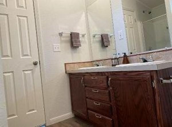 2023 Elliott Mobile Homes Solitaire Mobile Home