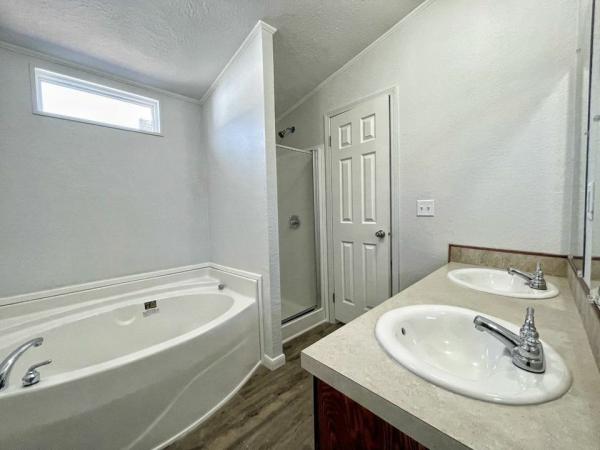 2020 Elliott Mobile Homes Solitaire Mobile Home