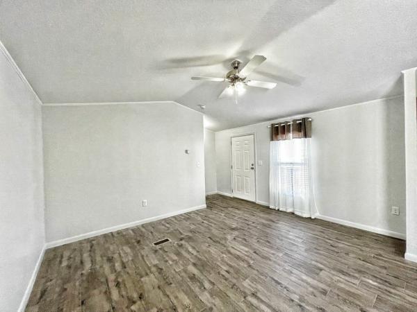 2020 Elliott Mobile Homes Solitaire Mobile Home