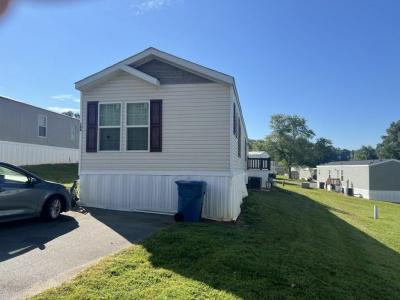 Mobile Home at 186 Silver Birch Brown Summit, NC 27214