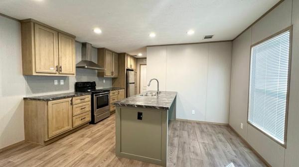 2021 Clayton Homes Inc Epic Journey Mobile Home