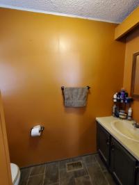 1989 Victorian 403 7016-501  Home