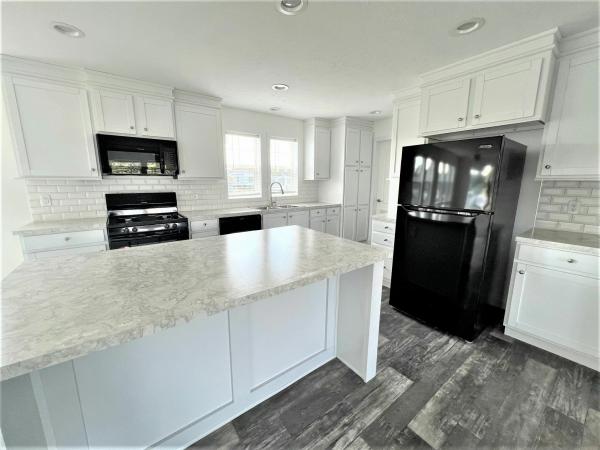 2022 Clayton Homes Inc Residence Mobile Home