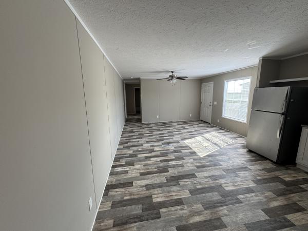 2022 RFN1664 9BFC1  Home