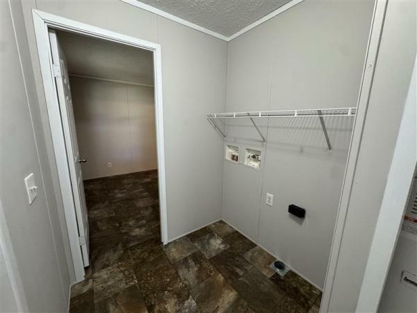 2020 DED1664 9LH1  Home