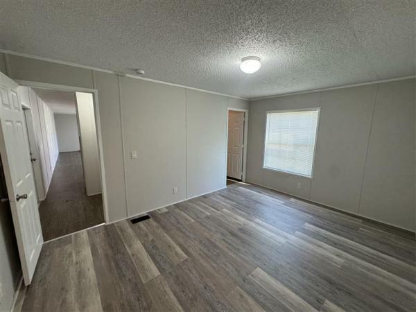 2017 1680-32L  Home