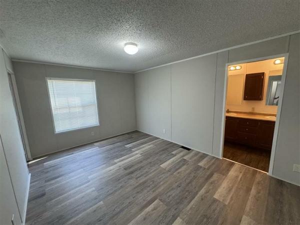 2017 1680-32L  Home
