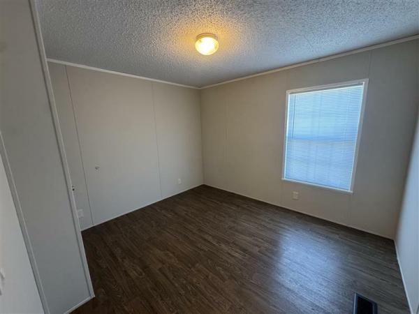 2017 1680-32L  Home