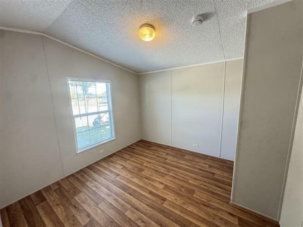 2015 BP-1664-32C  Home
