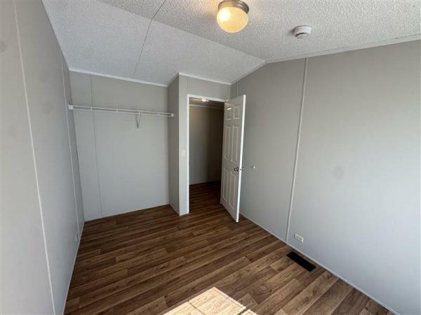 2015 BP-1664-32C  Home
