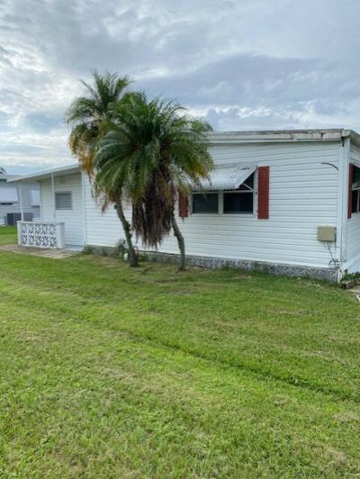 Photo 5 of 8 of home located at 508 44th Ave. E. Lot Rc-29 Bradenton, FL 34203