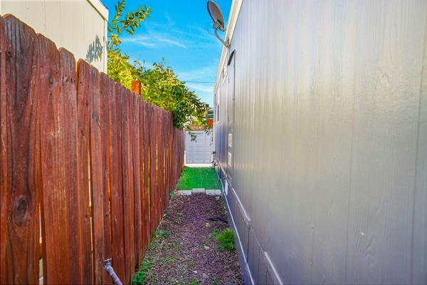 2004 Fleetwood Carriage Manor 3403B Manufactured Home
