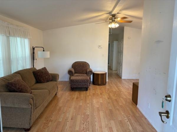 1994 Schult Manufactured Home