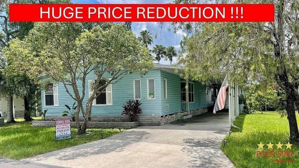 Photo 1 of 2 of home located at 777 Forest Ln Kissimmee, FL 34746