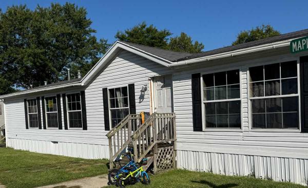 2003 Four Seasons Mobile Home For Sale