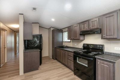 Mobile Home at 1001 E Macarthur Rd, Lot 101 Wichita, KS 67216