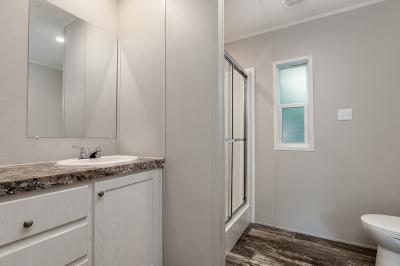 Photo 5 of 5 of home located at 1001 E Macarthur Rd, Lot 141 Wichita, KS 67216