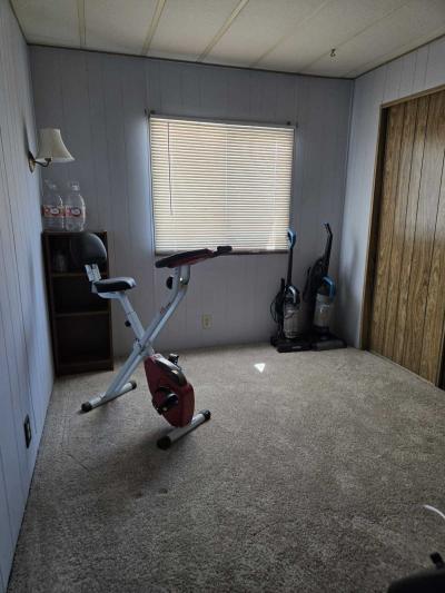 Photo 3 of 8 of home located at 3601 E Woyming Ave Las Vegas, NV 89104